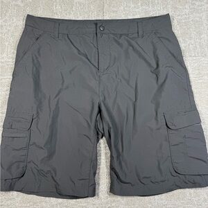 REI Women's Gray Cargo HIKING Shorts